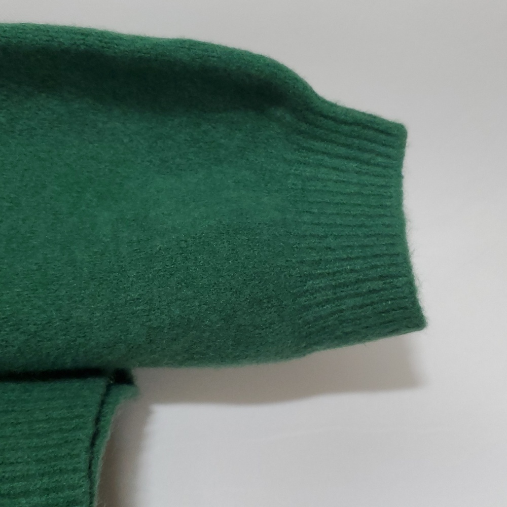 Wondershop Woman's Long Sleeve Dalmatian Sweater ~ Green - Picture 10 of 11